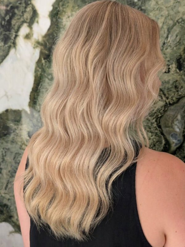 ✨ Airtouch Balayage ✨ Danke für dein Vertrauen und deinen Besuch! 🤍 Es war mir…