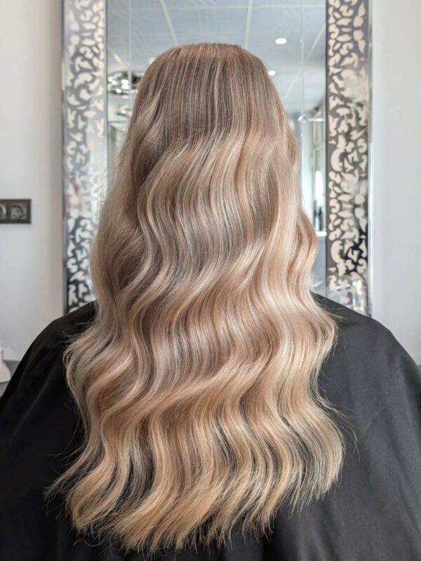 ✨ Airtouch Balayage ✨ Danke für dein Vertrauen und deinen Besuch! 🤍 Es war mir…