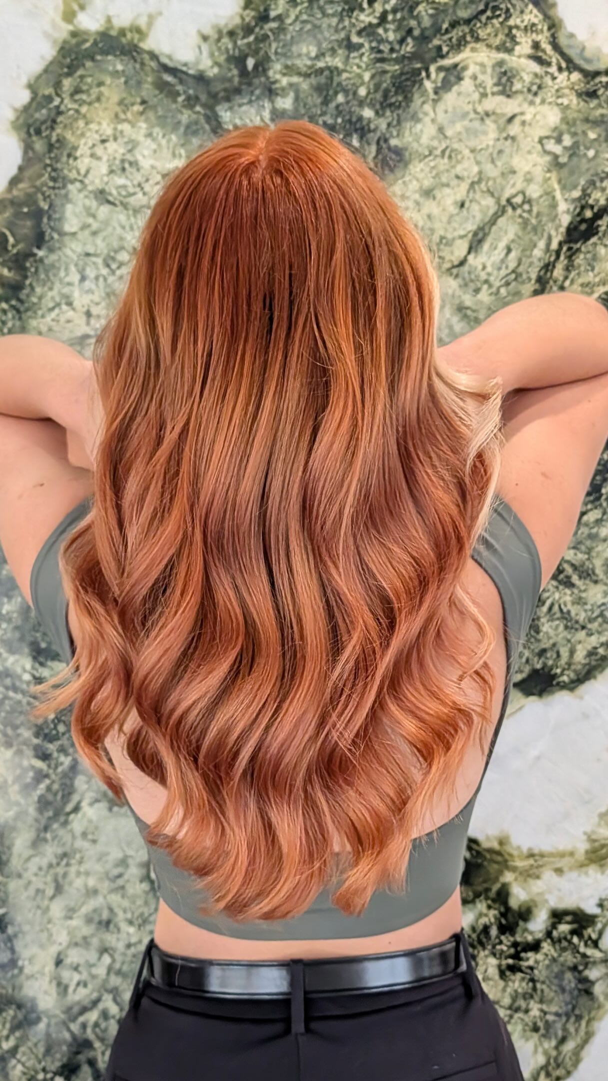 ✨Von Blond zu Rot ✨ @hair.by.lisar hat diese wunderschöne Transformation gezaubert! ❤️ 📍SiriCos Hair &…